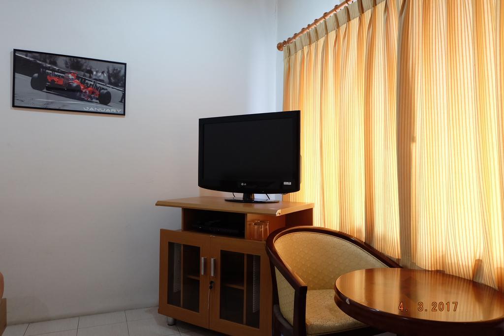 Piccolo Restaurant And Guest House Pattaya Exterior foto